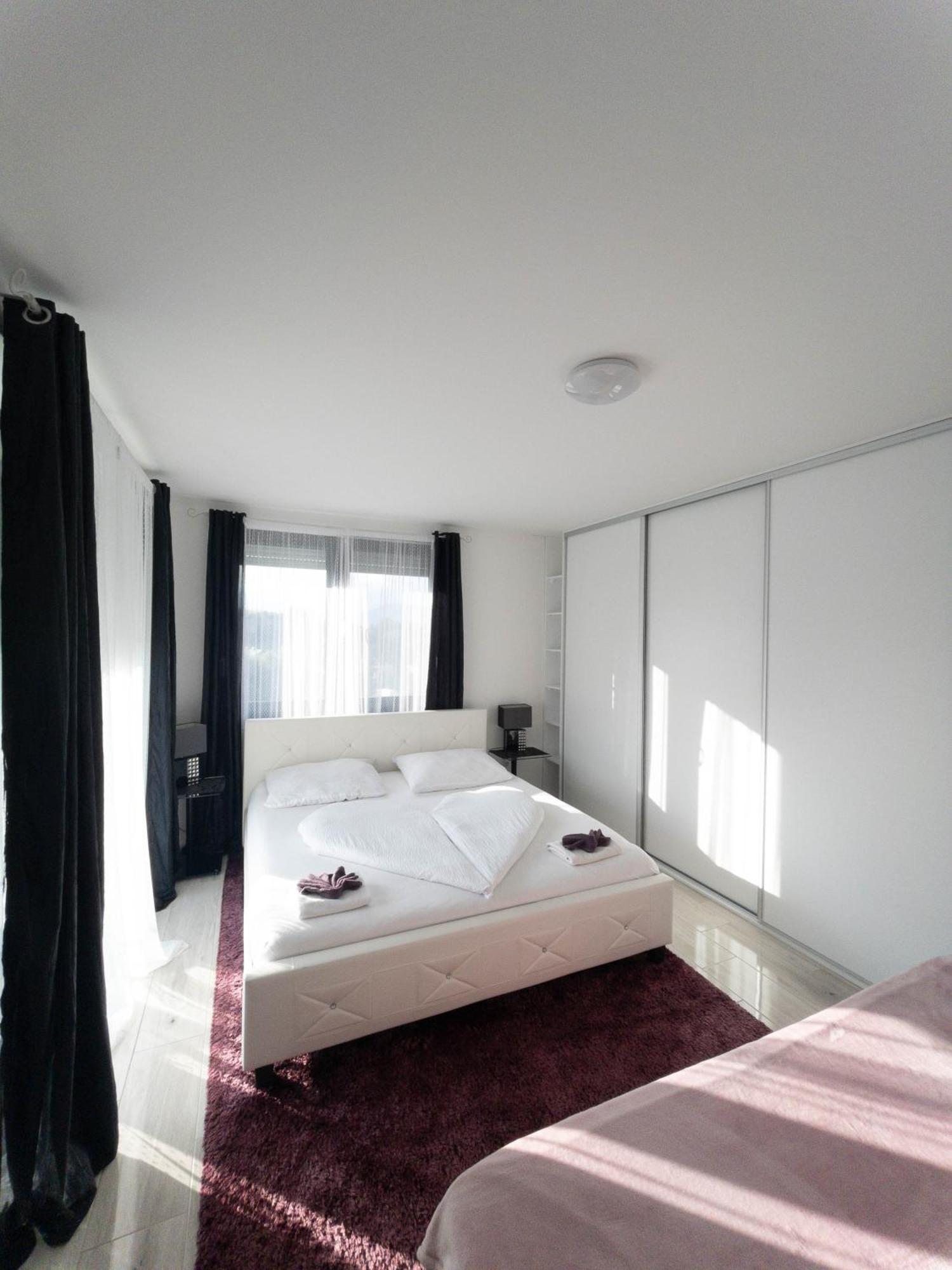 Apartmán NAVRCHU Brezno Exterior foto